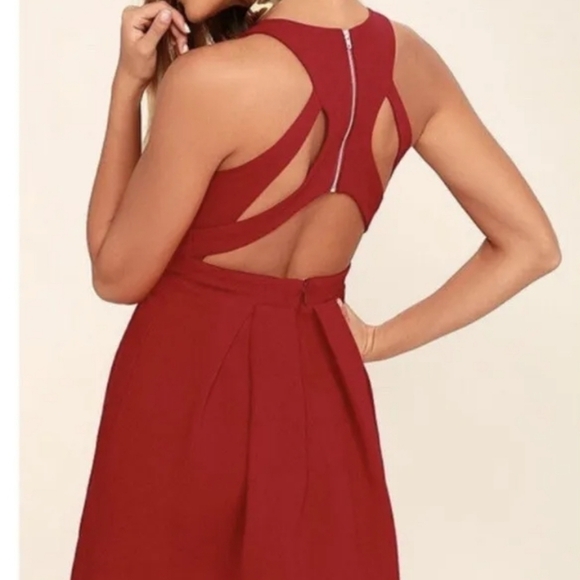 Lulu's Fit & Flare Cut Out Back Pleated Skater Dress Red/Orange Size S - Picture 13 of 14